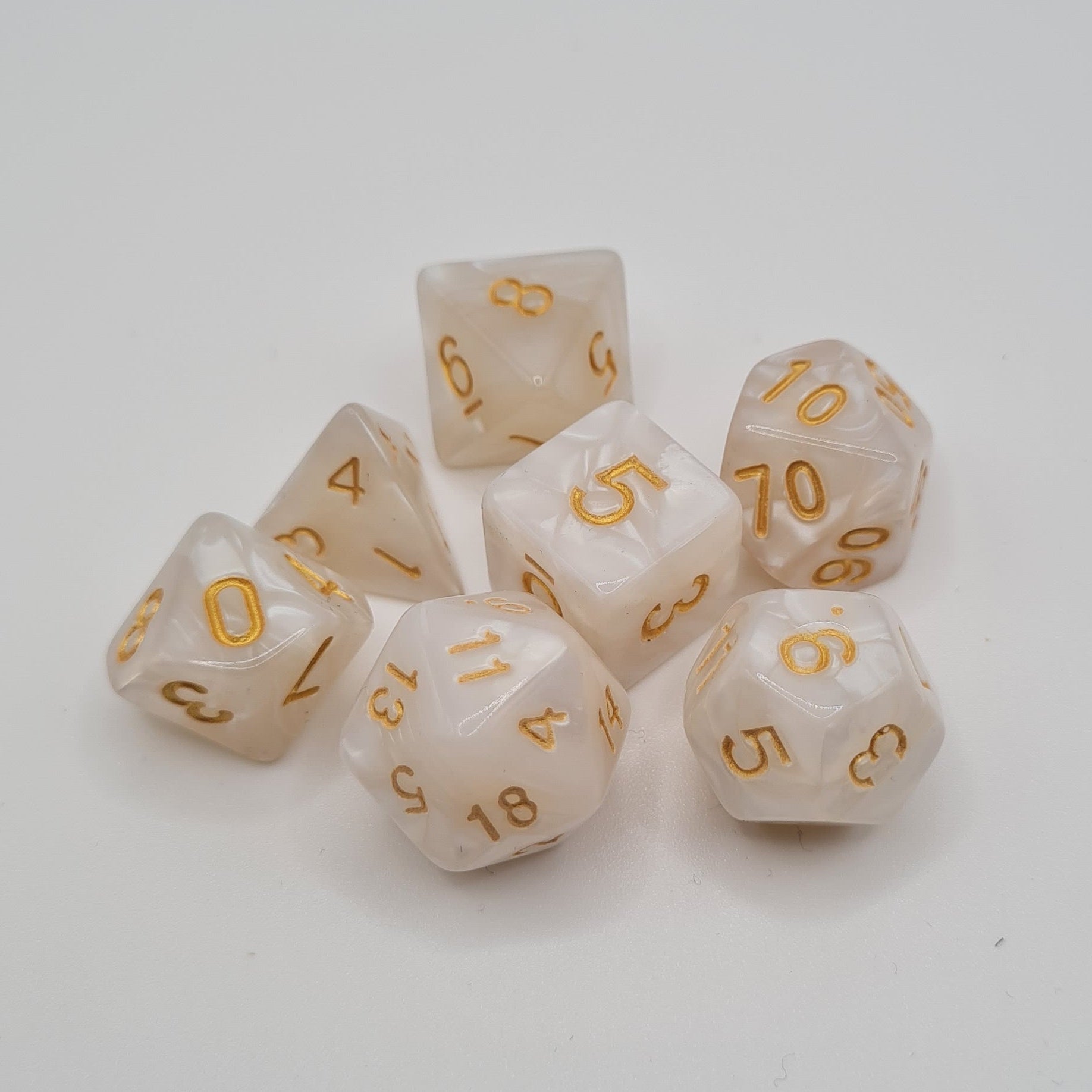 Cloudy White Polyhedral Dice Set – 7-Piece Tabletop Gaming Dice with Bag
