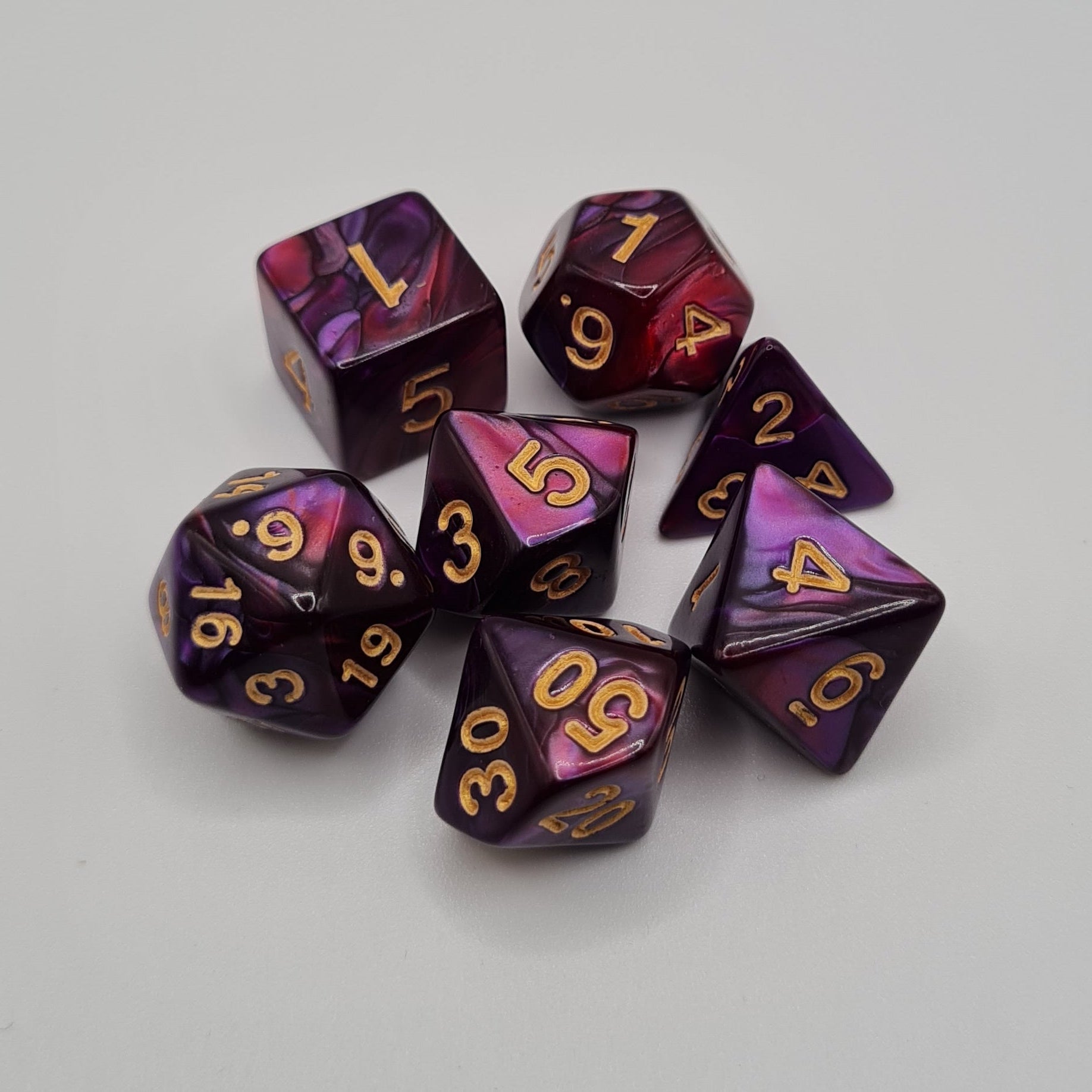 Wine Swirls Polyhedral Dice Set – 7-Piece Tabletop Gaming Dice with Bag