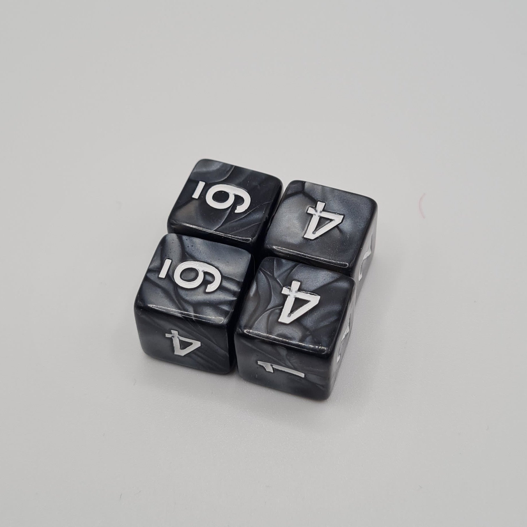 Single Black Swirl 6-Sided Tabletop Gaming Dice