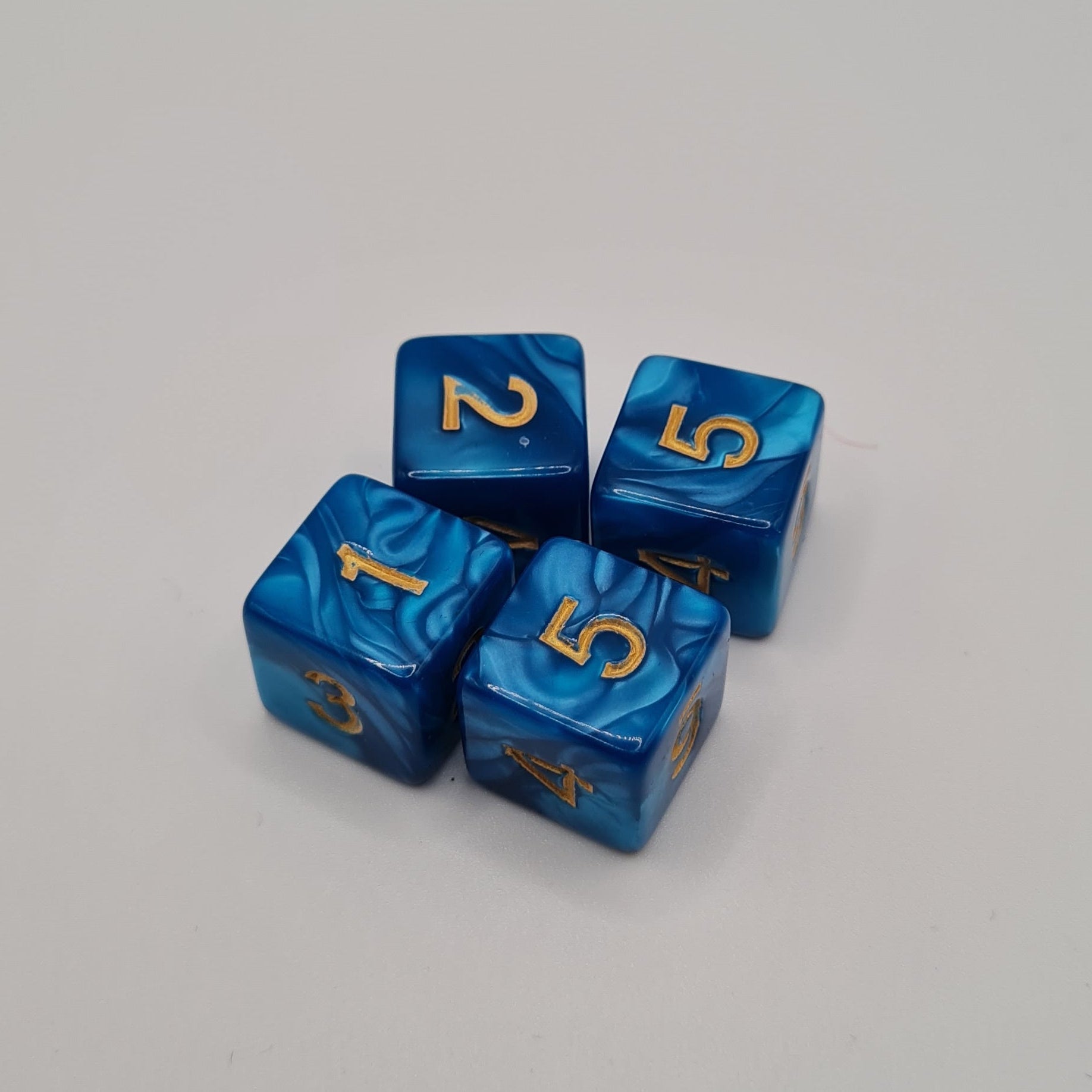 Single Blue Swirl Gold Numbers 6-Sided Tabletop Gaming Dice