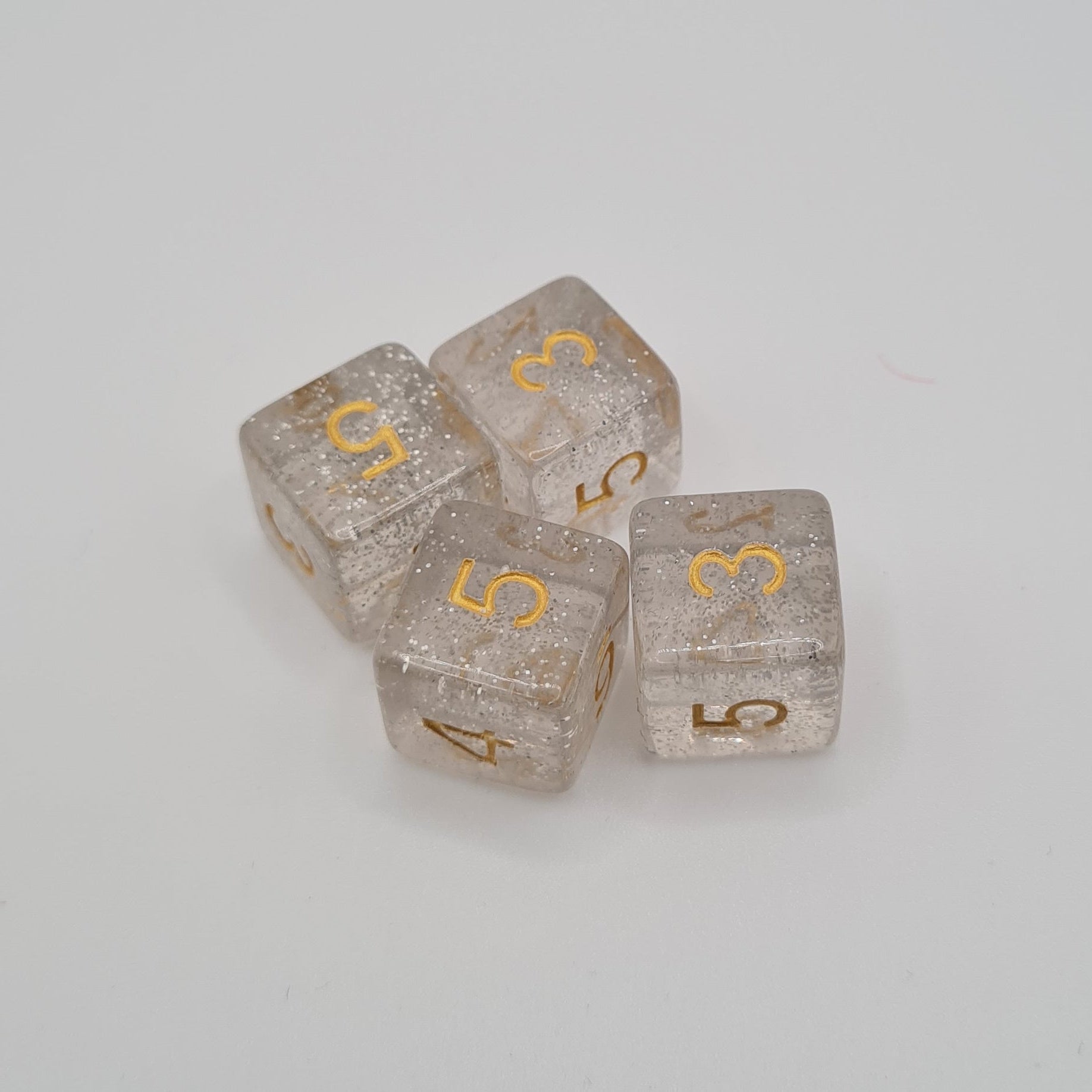 Single Glitter Ice Gold Numbers 6-Sided Tabletop Gaming Dice